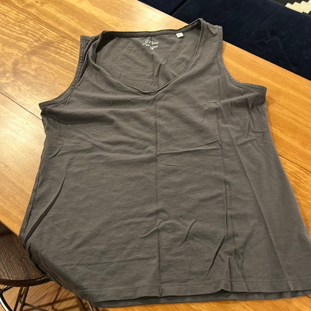 J. Crew Gray Tank🤍